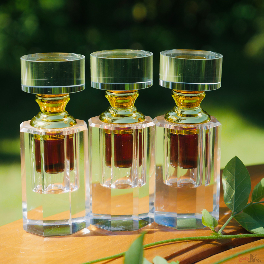 mua tinh dầu trầm hương tự nhiên