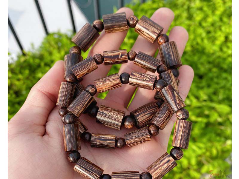Lợi ích về sức khỏe của vòng gỗ trầm hương sánh chìm