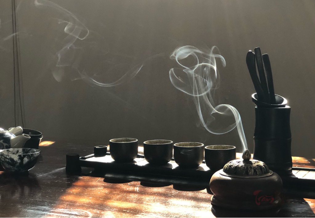 Cách thưởng trầm đúng cách