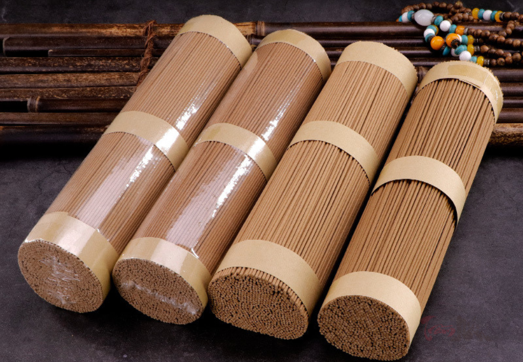 Chia sẻ bí quyết mua nhang trầm hương thật tới người tiêu dùng
