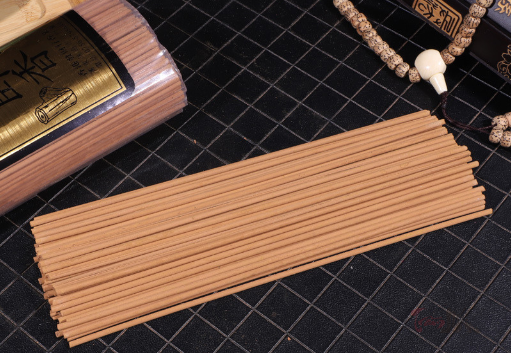 Cách sử dụng nhang trầm hương phong thủy hiệu quả
