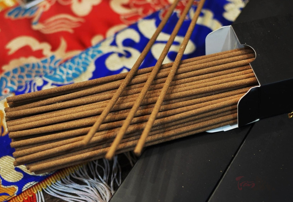 Các tiêu chí chọn nơi bán nhang trầm hương uy tín